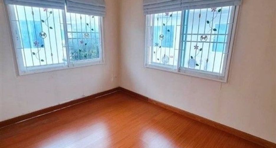 Продажа 3 спальни дом в Pak Kret, Нонтабури