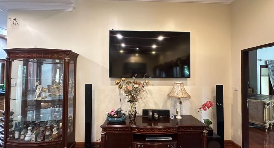 Villa zum Kauf mit 2 Zimmer in Sattahip, Chonburi