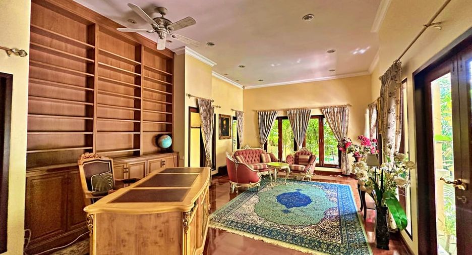 Villa zum Kauf mit 2 Zimmer in Sattahip, Chonburi