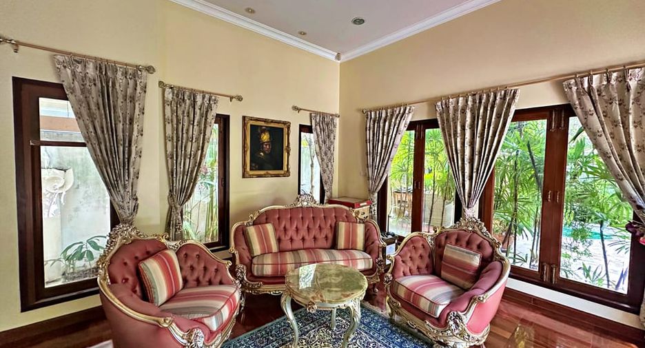 Villa zum Kauf mit 2 Zimmer in Sattahip, Chonburi