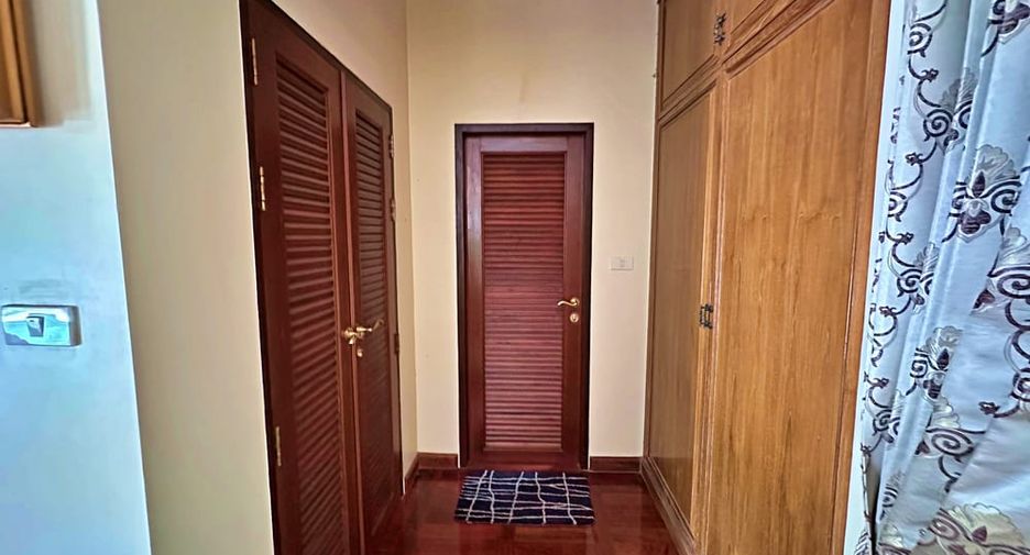 Villa zum Kauf mit 2 Zimmer in Sattahip, Chonburi