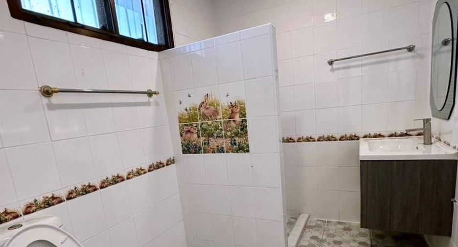 Аренда 5 спальни вилла в Йомтиен, Паттайя
