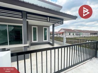 For sale 3 bedrooms house in Nong Chok, Bangkok
