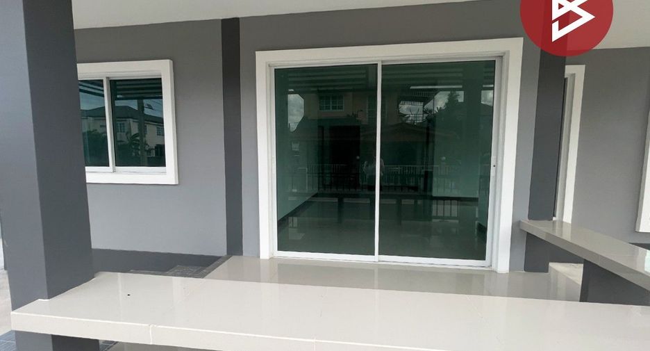 For sale 3 bedrooms house in Nong Chok, Bangkok