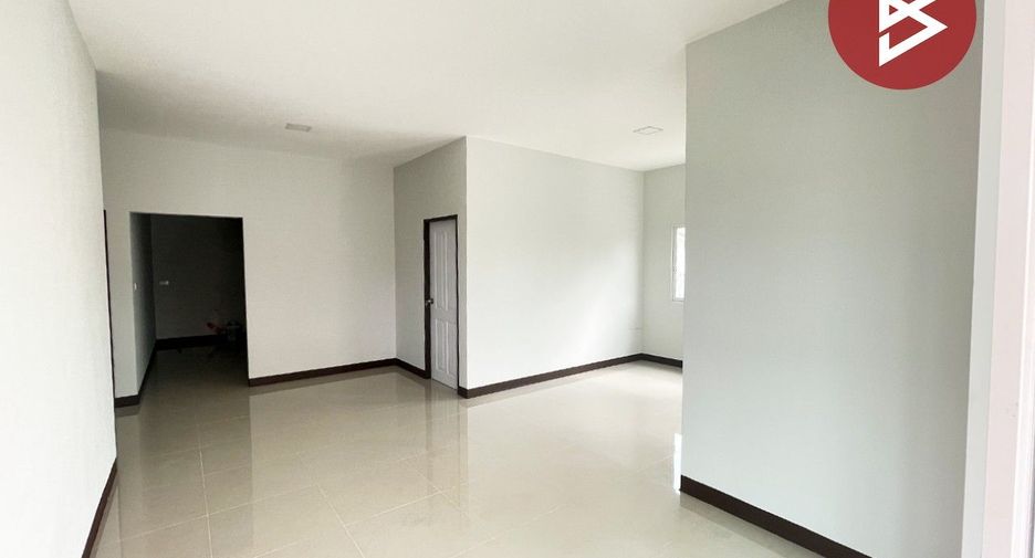 For sale 3 bedrooms house in Nong Chok, Bangkok