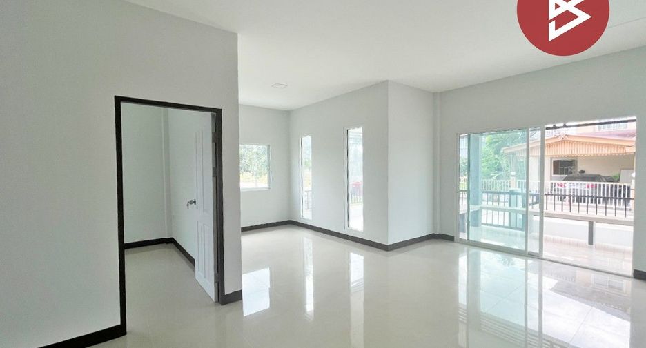 For sale 3 bedrooms house in Nong Chok, Bangkok