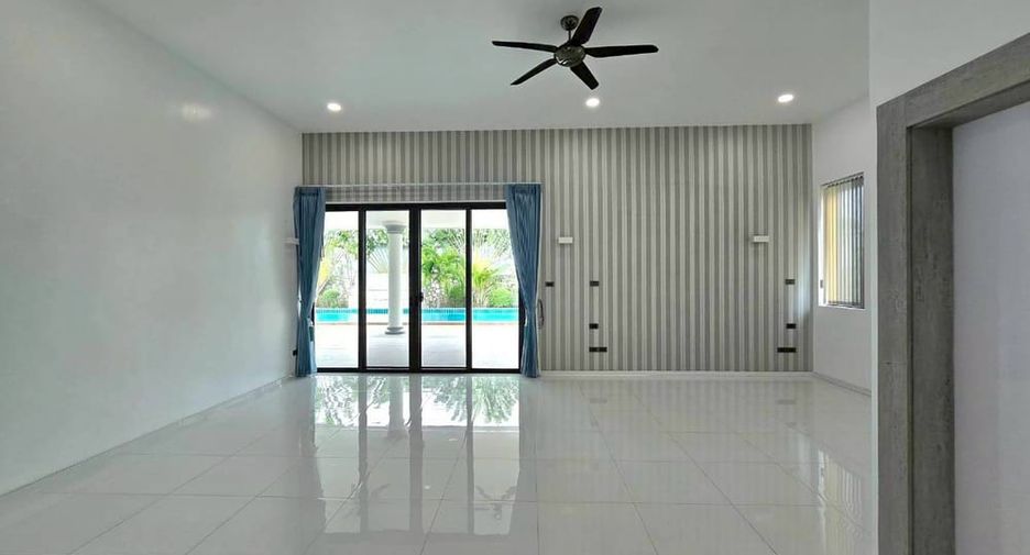 Villa en venta de 3 habitaciones en East Pattaya, Pattaya