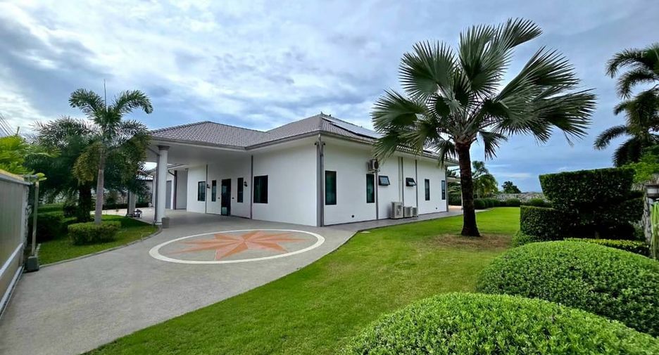 Villa en venta de 3 habitaciones en East Pattaya, Pattaya