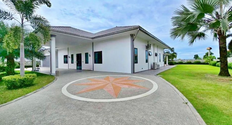 Villa en venta de 3 habitaciones en East Pattaya, Pattaya