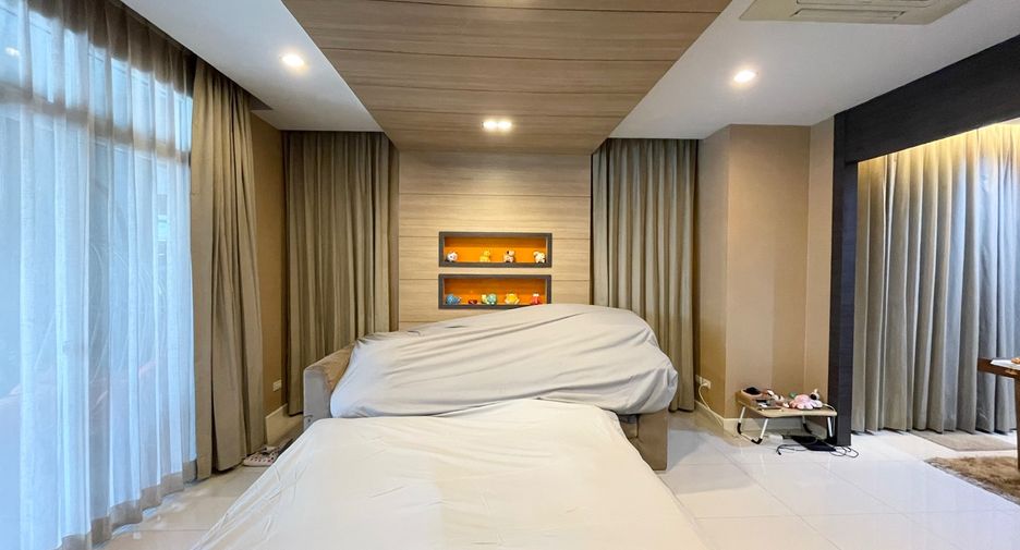 Haus zum Kauf mit 3 Zimmer in Suan Luang, Bangkok