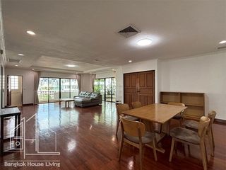 Condo en alquiler de 3 habitaciones en Watthana, Bangkok