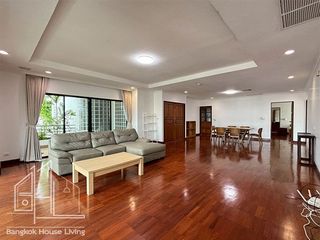 Condo en alquiler de 3 habitaciones en Watthana, Bangkok