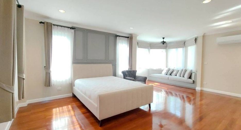 Haus zur Miete mit 4 Zimmer in Bang Na, Bangkok