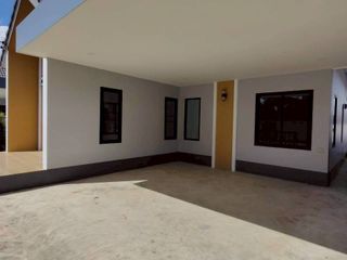 À vendre 3 chambres maison à Mueang Nakhon Ratchasima, Nakhon Ratchasima