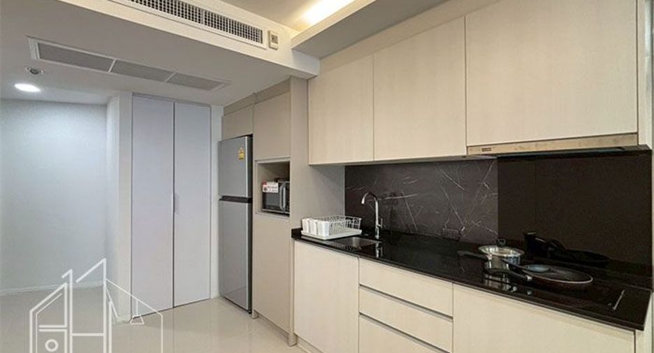 For rent 1 bed condo in Watthana, Bangkok