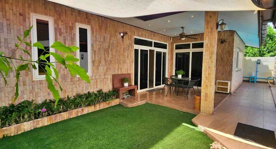 For rent and for sale 3 bedrooms villa in East Pattaya, Pattaya