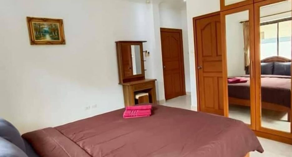 For sale 3 bedrooms villa in Jomtien, Pattaya