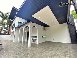 出售 4 卧室 别墅 在 Bang Lamung, Chon Buri