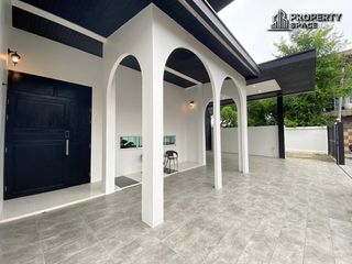 出售 4 卧室 别墅 在 Bang Lamung, Chon Buri