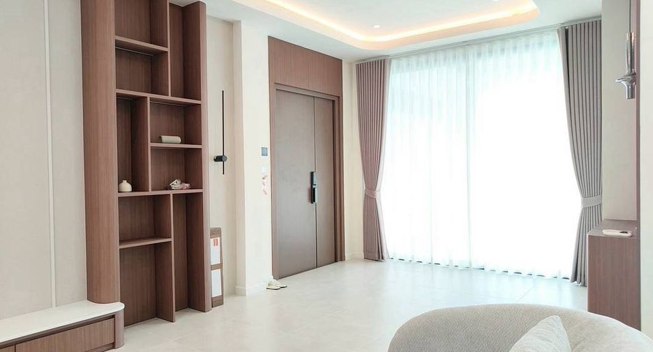 For rent and for sale 4 bedrooms villa in Mueang Chiang Mai, Chiang Mai