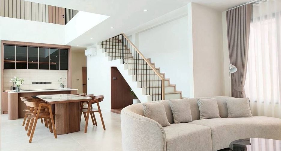 For rent and for sale 4 bedrooms villa in Mueang Chiang Mai, Chiang Mai