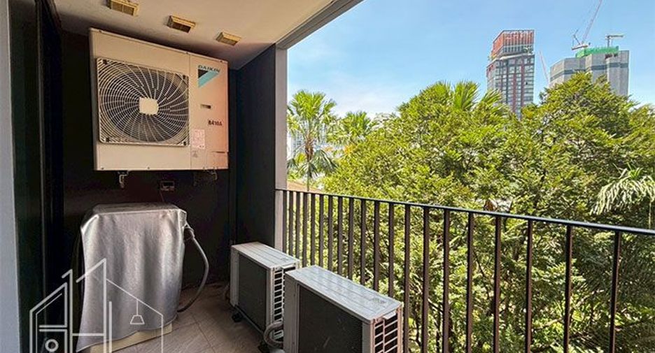 For rent 2 bedrooms condo in Watthana, Bangkok
