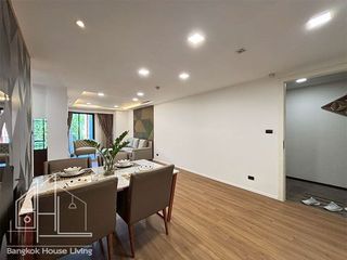 For rent 2 bedrooms condo in Watthana, Bangkok