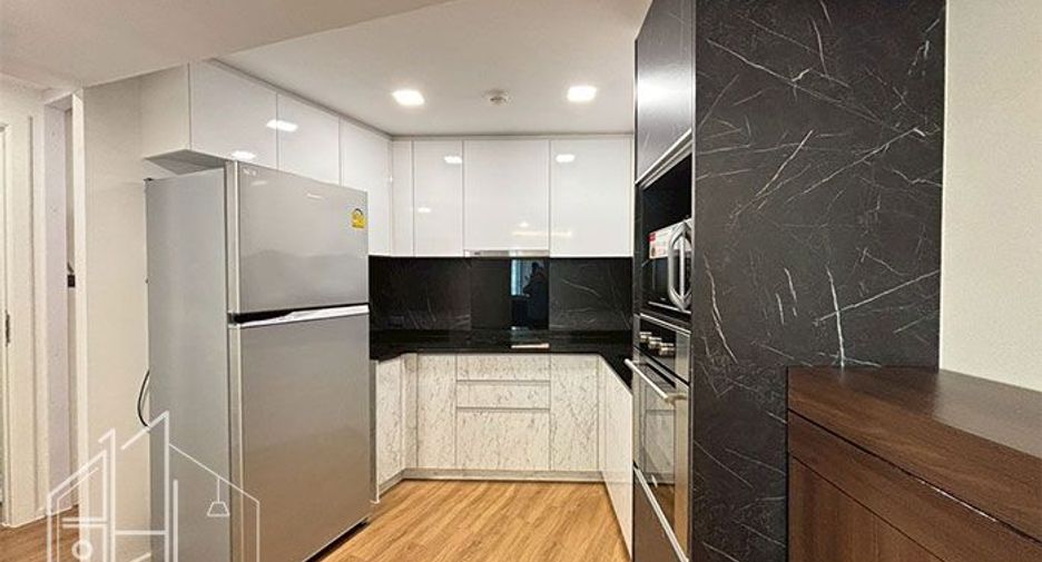 For rent 2 bedrooms condo in Watthana, Bangkok