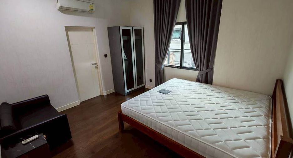 For rent and for sale 6 bedrooms house in Bang Kapi, Bangkok