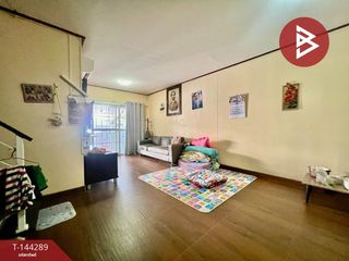 For sale 3 bedrooms townhouse in Mueang Samut Prakan, Samut Prakan