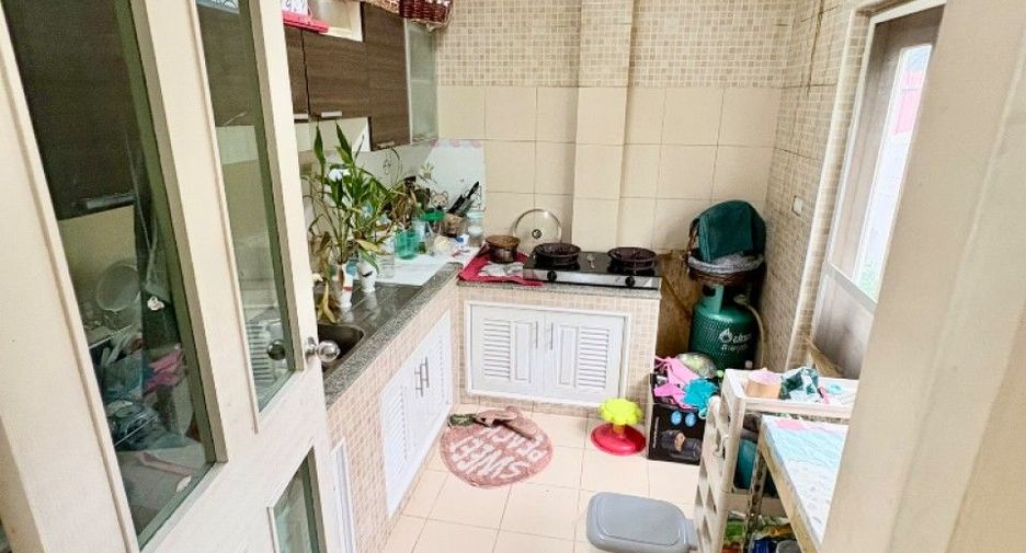 For sale 3 bedrooms house in Bang Khun Thian, Bangkok