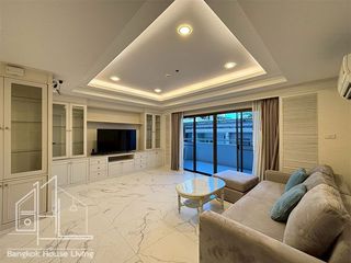 Wohnung zur Miete mit 2 Zimmer in Khlong Toei, Bangkok