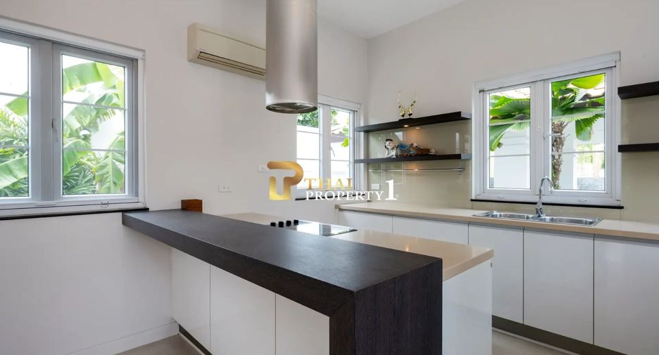 For sale 2 bedrooms villa in Hua Hin, Prachuap Khiri Khan