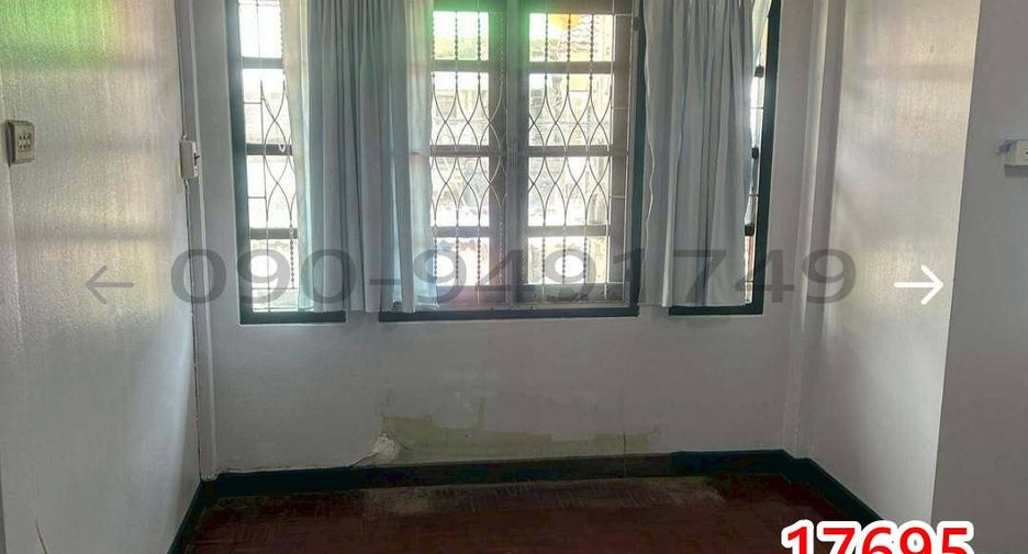 For rent 2 bedrooms townhouse in Mueang Samut Prakan, Samut Prakan