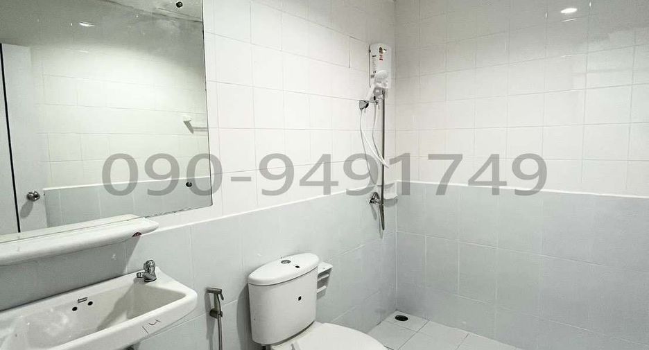 Reihenhaus zur Miete mit 4 Zimmer in Bang Khen, Bangkok