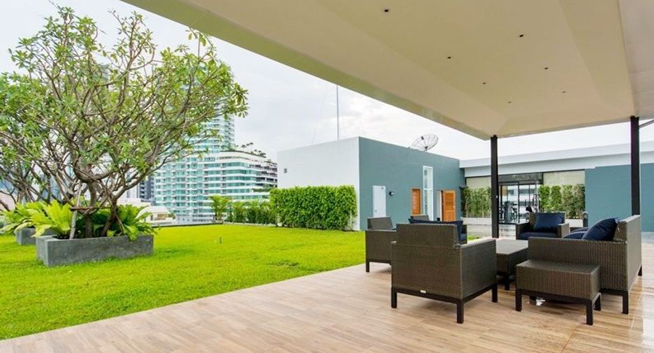 For rent 3 bedrooms condo in Watthana, Bangkok