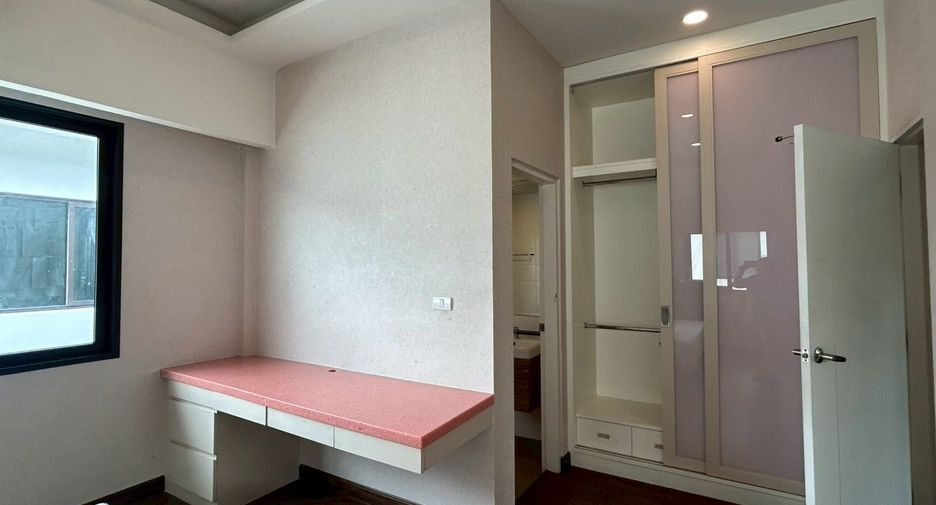 出租 4 卧室 独立屋 在 Bang Phli, Samut Prakan