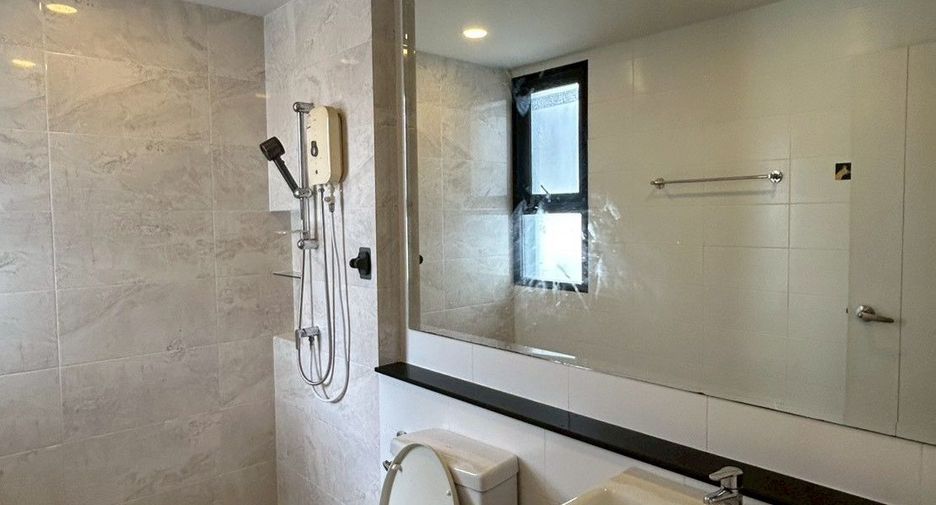 出租 4 卧室 独立屋 在 Bang Phli, Samut Prakan
