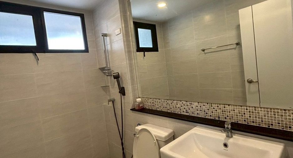 出租 4 卧室 独立屋 在 Bang Phli, Samut Prakan