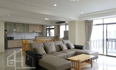 For rent 3 bedrooms condo in Watthana, Bangkok