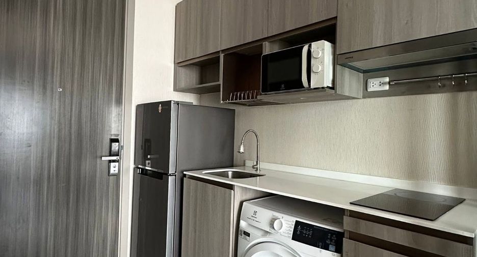 Condo en alquiler de 1 habitaciones en Watthana, Bangkok