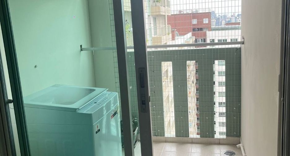 À louer 2 chambres condo à Huai Khwang, Bangkok