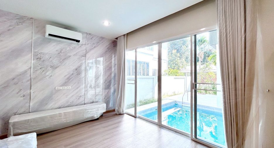 For rent 3 bedrooms house in Khlong Toei, Bangkok