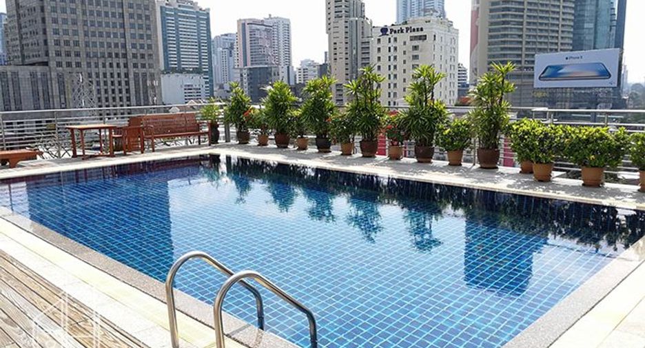 出租 4 卧室 公寓 在 Khlong Toei, 曼谷