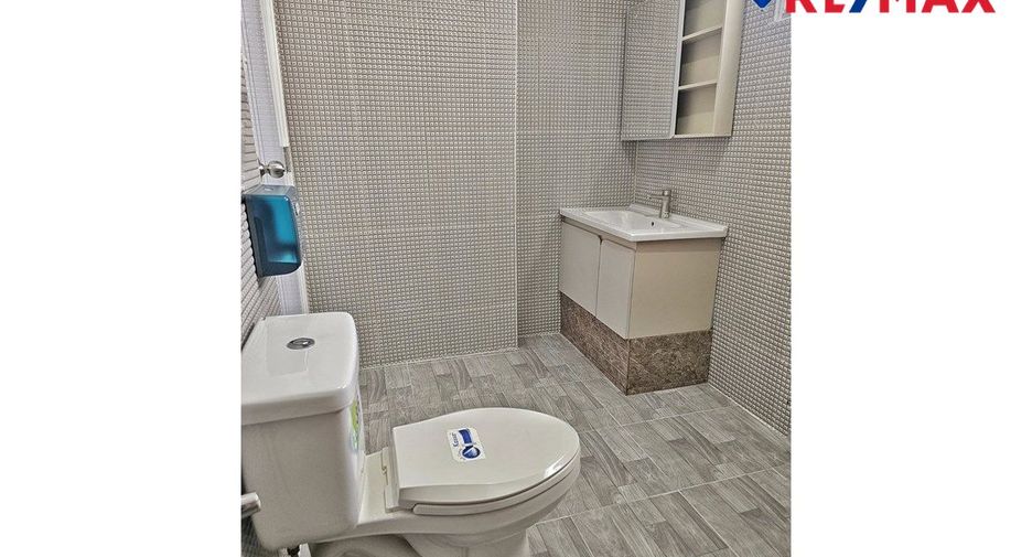 For sale 3 ベッドルーム house in East Pattaya, Pattaya