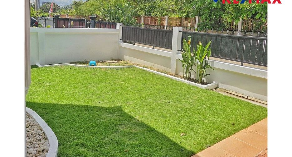 For sale 3 ベッドルーム house in East Pattaya, Pattaya