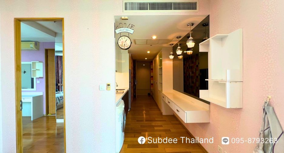 For sale 1 bed condo in Yan Nawa, Bangkok