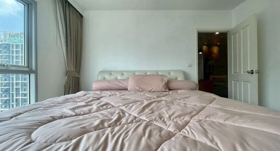 Condo en alquiler de 2 habitaciones en Huai Khwang, Bangkok