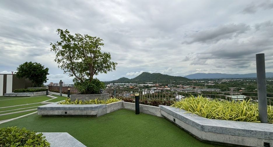 For sale 1 bed condo in Si Racha, Chonburi