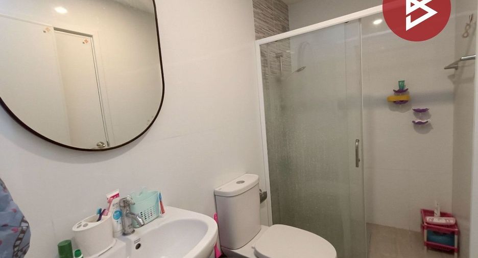 For sale 3 bedrooms townhouse in Phra Samut Chedi, Samut Prakan